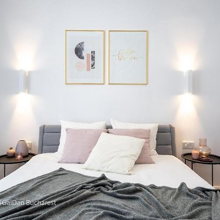 The Loft Luxury Apartments-Near The Park In The City Center บูคาเรสต์ ภายนอก รูปภาพ