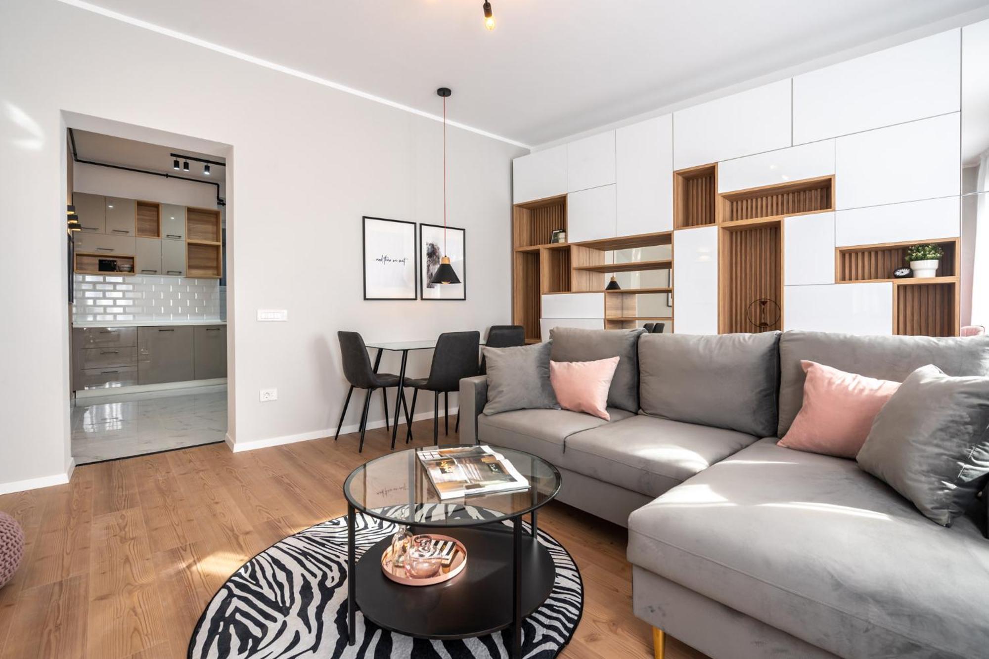 The Loft Luxury Apartments-Near The Park In The City Center บูคาเรสต์ ภายนอก รูปภาพ